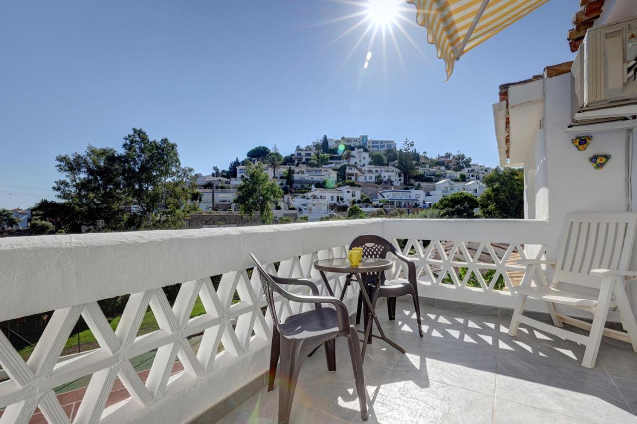בנאלמדנה Quaint 2 Bedroom Townhouse With Pool Close To Sea! מראה חיצוני תמונה