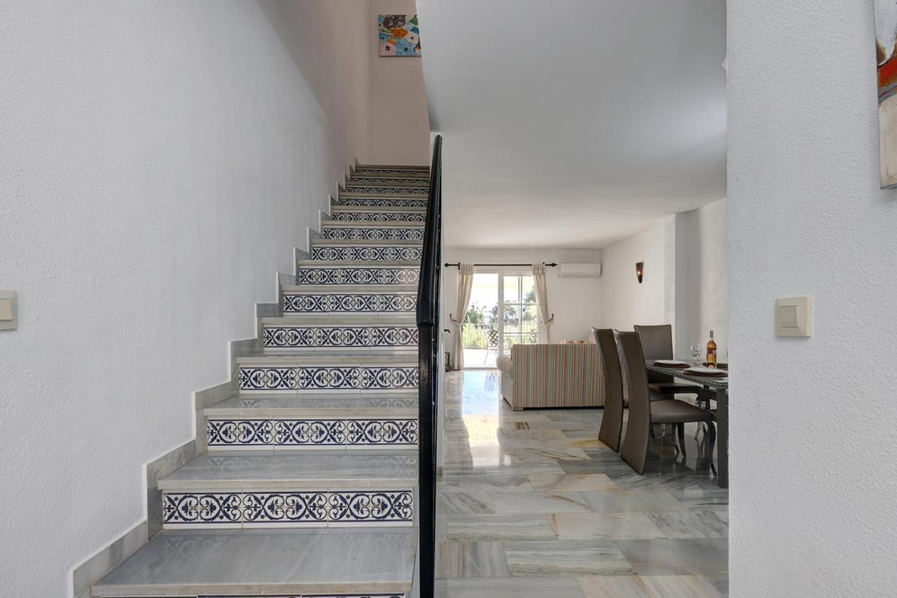 בנאלמדנה Quaint 2 Bedroom Townhouse With Pool Close To Sea! מראה חיצוני תמונה